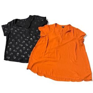 Torrid Bundle of 2 Lightweight Short Sleeve Blouses Black Skulls Rust/Orange 0=L
